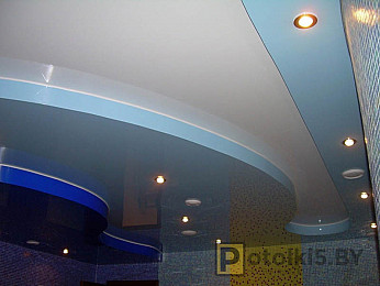 Натяжной потолок в ванную 40