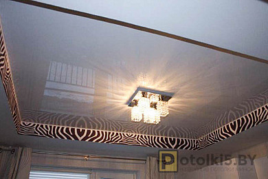 Натяжной потолок с подсветкой в кухню или детскую