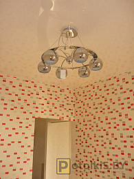 Натяжной потолок в ванную 50