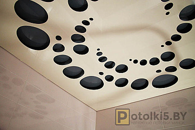 Резные потолки Apply в дизайнерскую гостиную комнату
