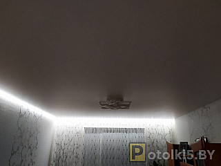 Сатиновый потолок с парящей подсветкой 181