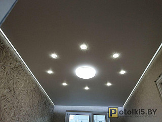 Матовый натяжной потолок с контурной подсветкой 163