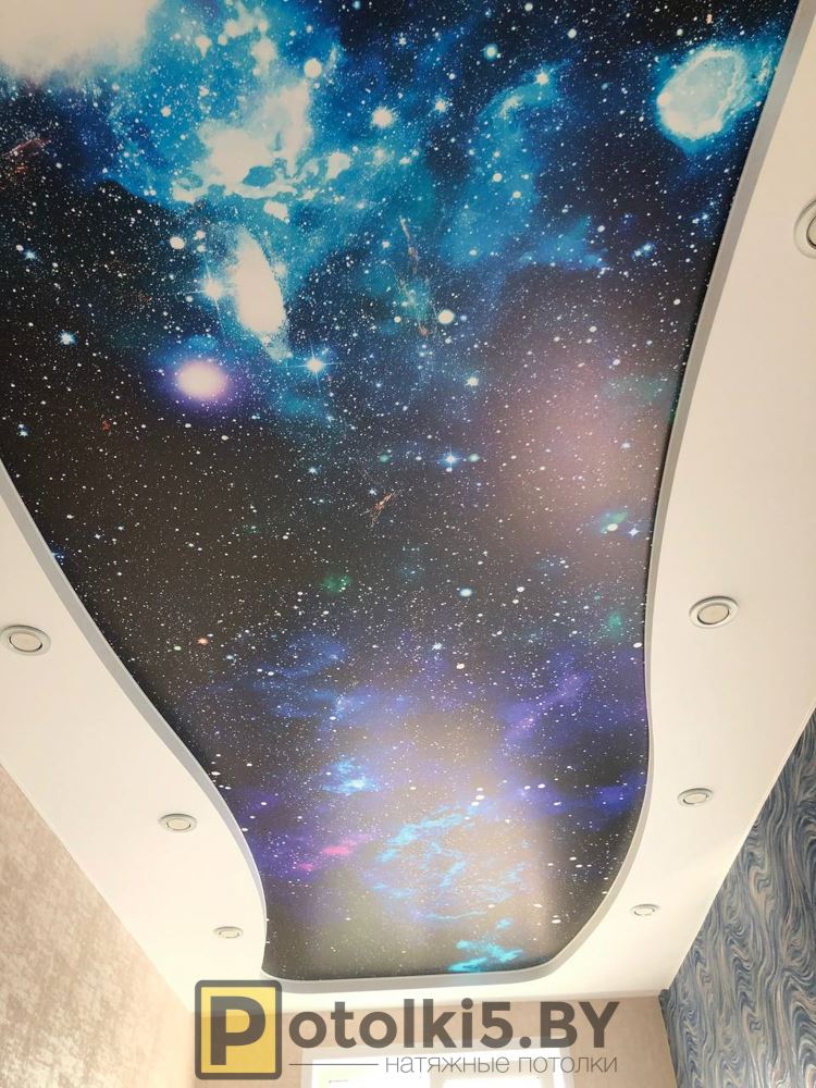 Натяжной потолок с фотопечатью звездного неба